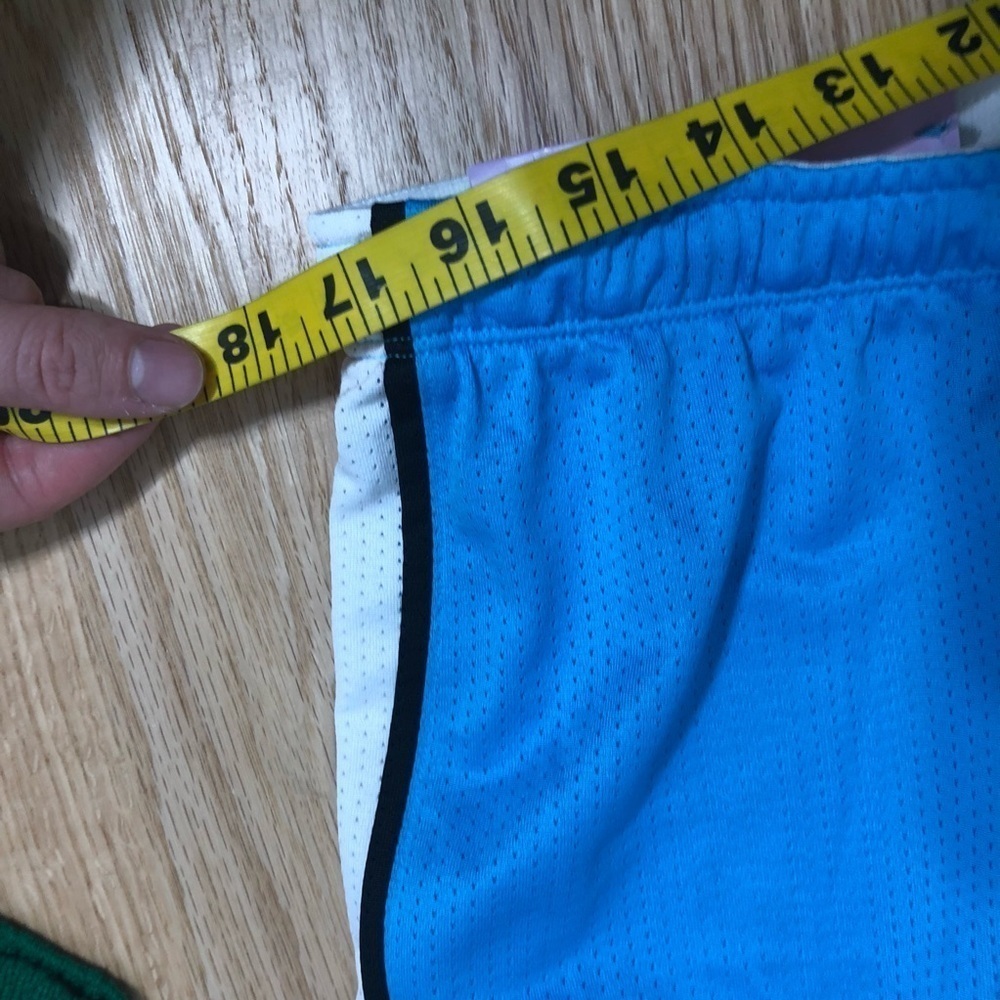 Under Armour Blue Gym Shorts NWT XL Heat Gear - Picture 9 of 9